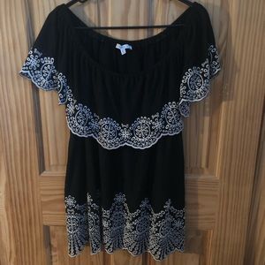 Off the shoulder ruffle top!